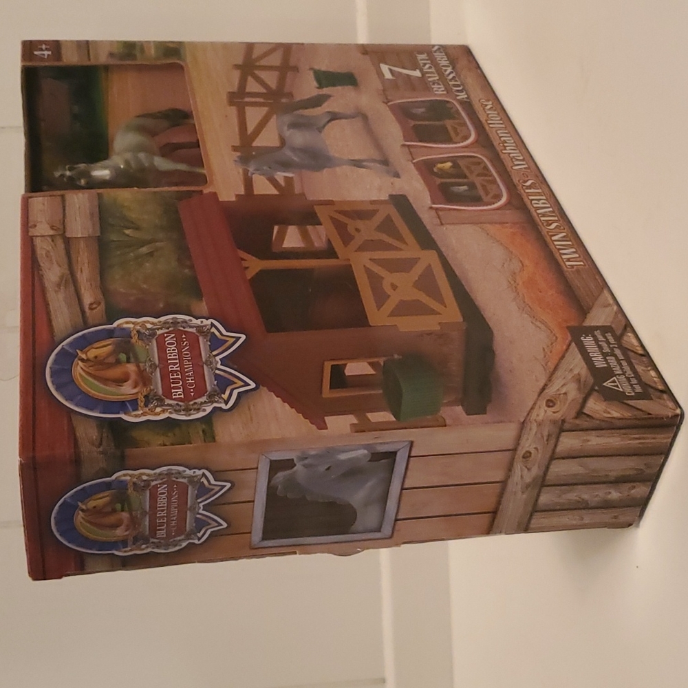 Toy - Picture 5 of 5